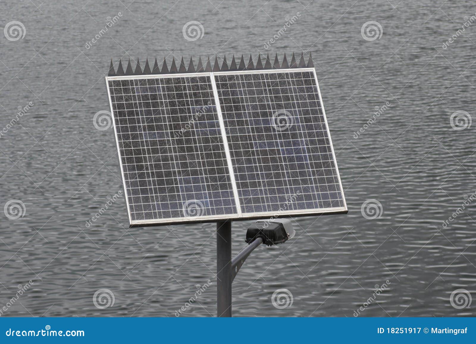 solar powered outdoor light waterside