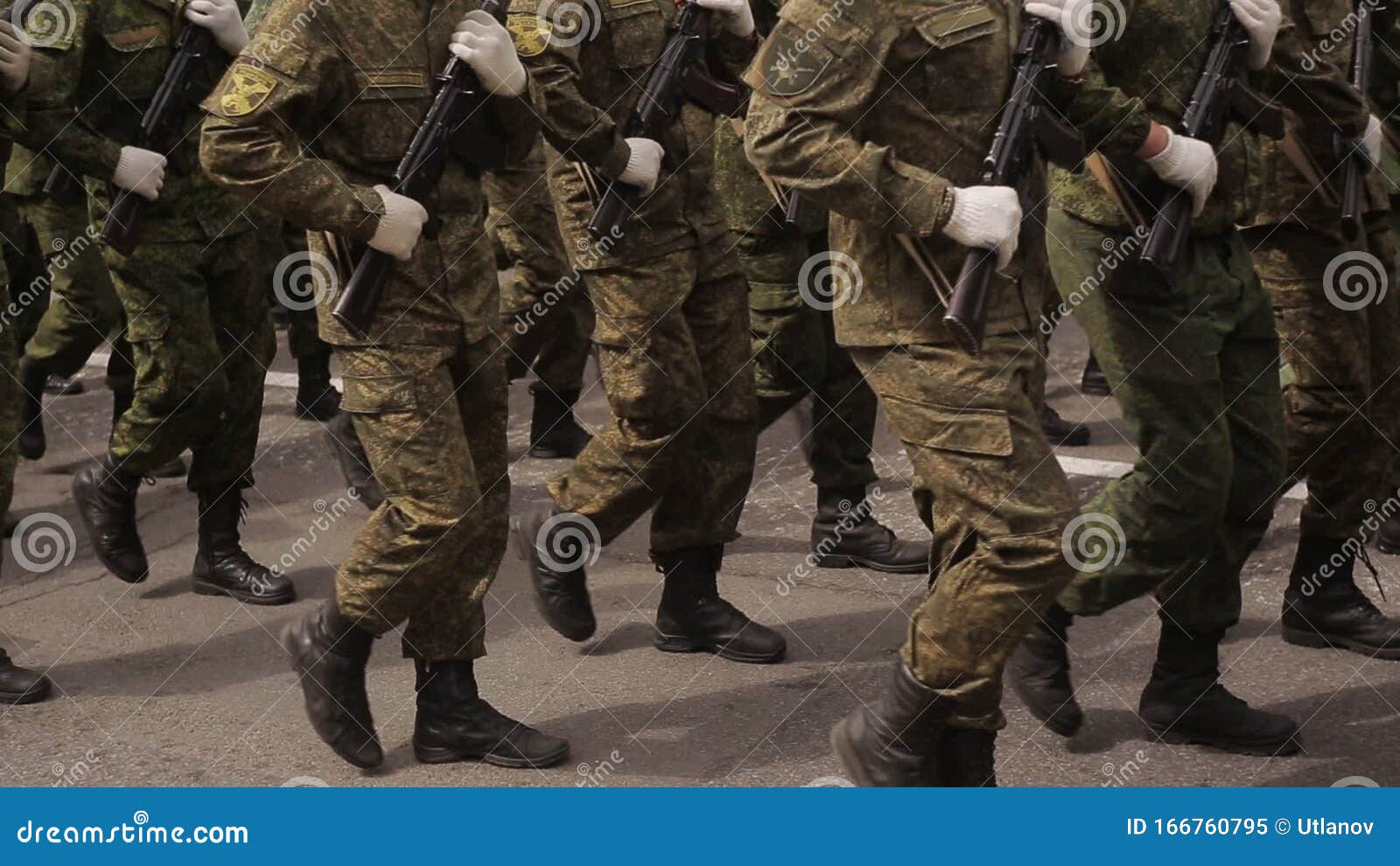 LIVE DE MARCHAS E DOBRADOS MILITARES