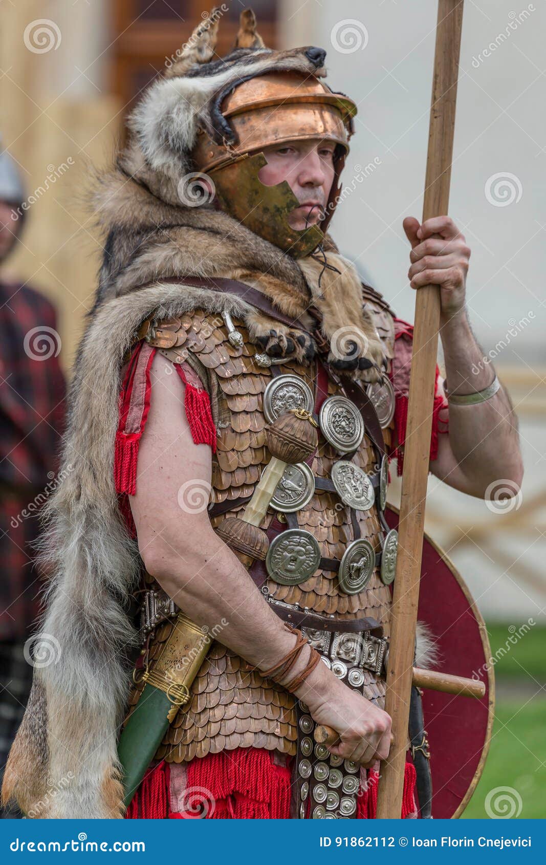Soldat Romain Dans Le Costume De Bataille Photographie Editorial Image Du Gris Beau Soldat Romain Dans Le Costume De Bataille Photographie Editorial Image Du Gris Beau