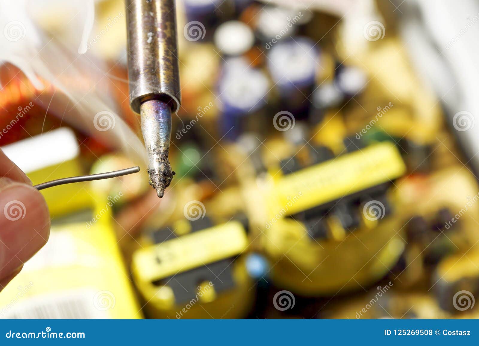 Soldering stock foto. Image of bewerker, hardware, kanon 125269508