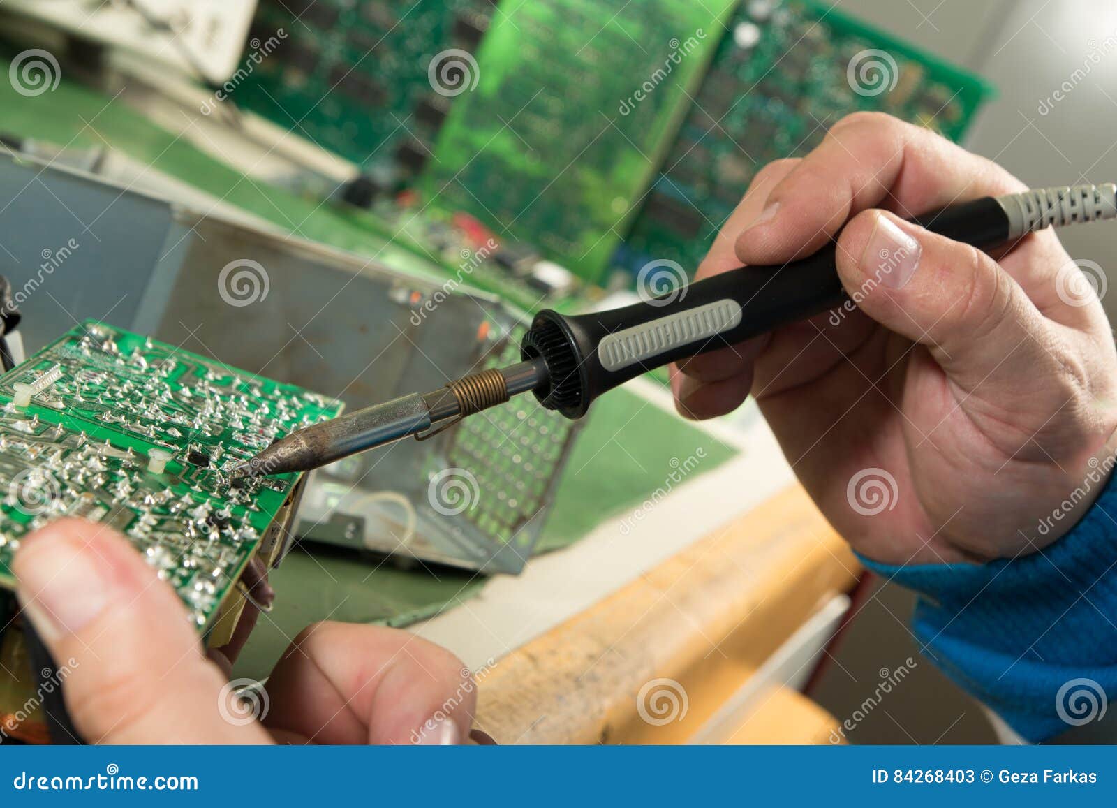 Soldering of Electronic Circuit Board Stock Image Image of device, solder 84268403