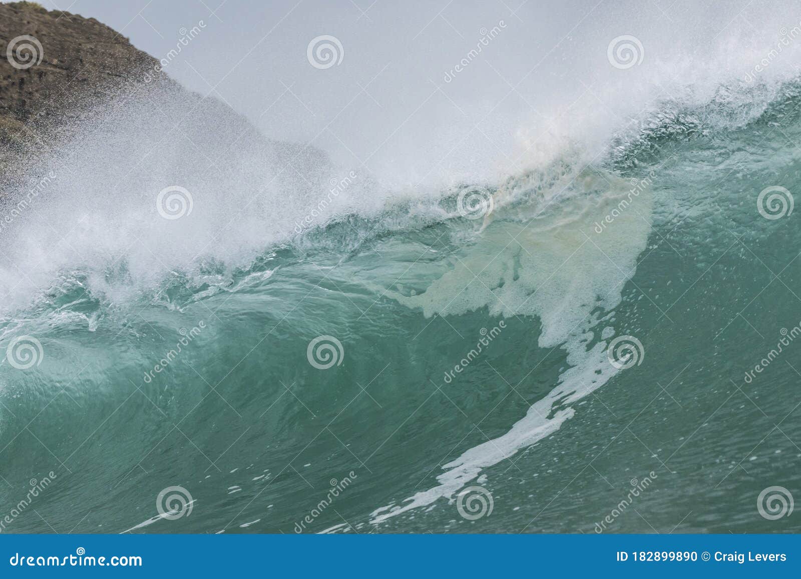 piha beach perfect surf