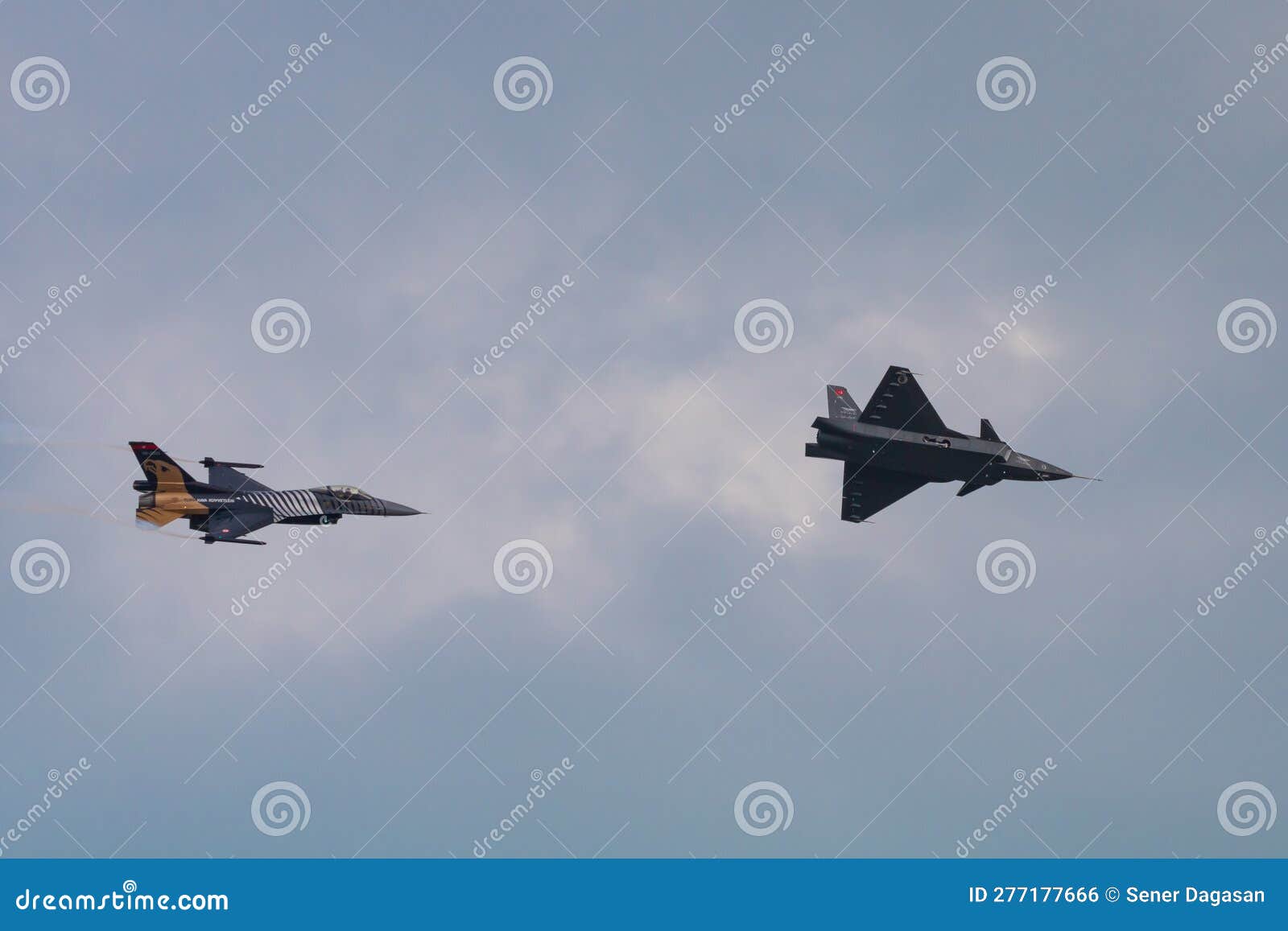 Soloturk and Bayraktar Kizilelma on the Sky Editorial Photo - Image of ...