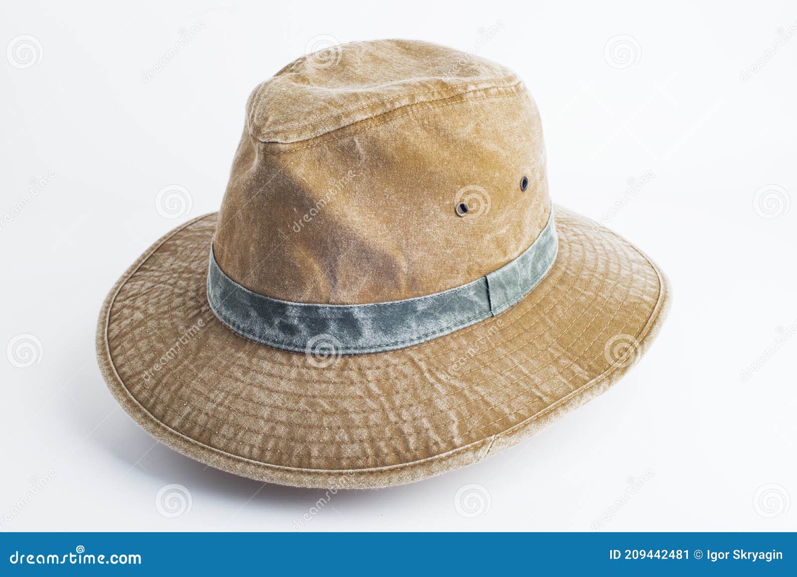 Sombrero De Lona Amarilla Fondo Blanco de archivo - Imagen de rural: 209442481
