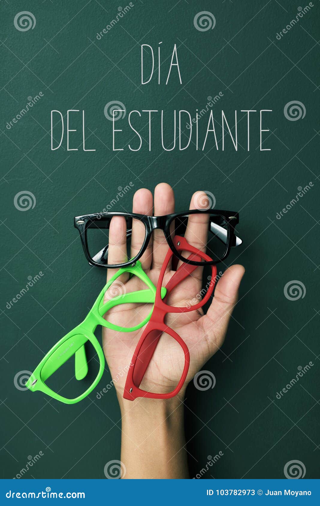 text dia del estudiante, students day in spanish