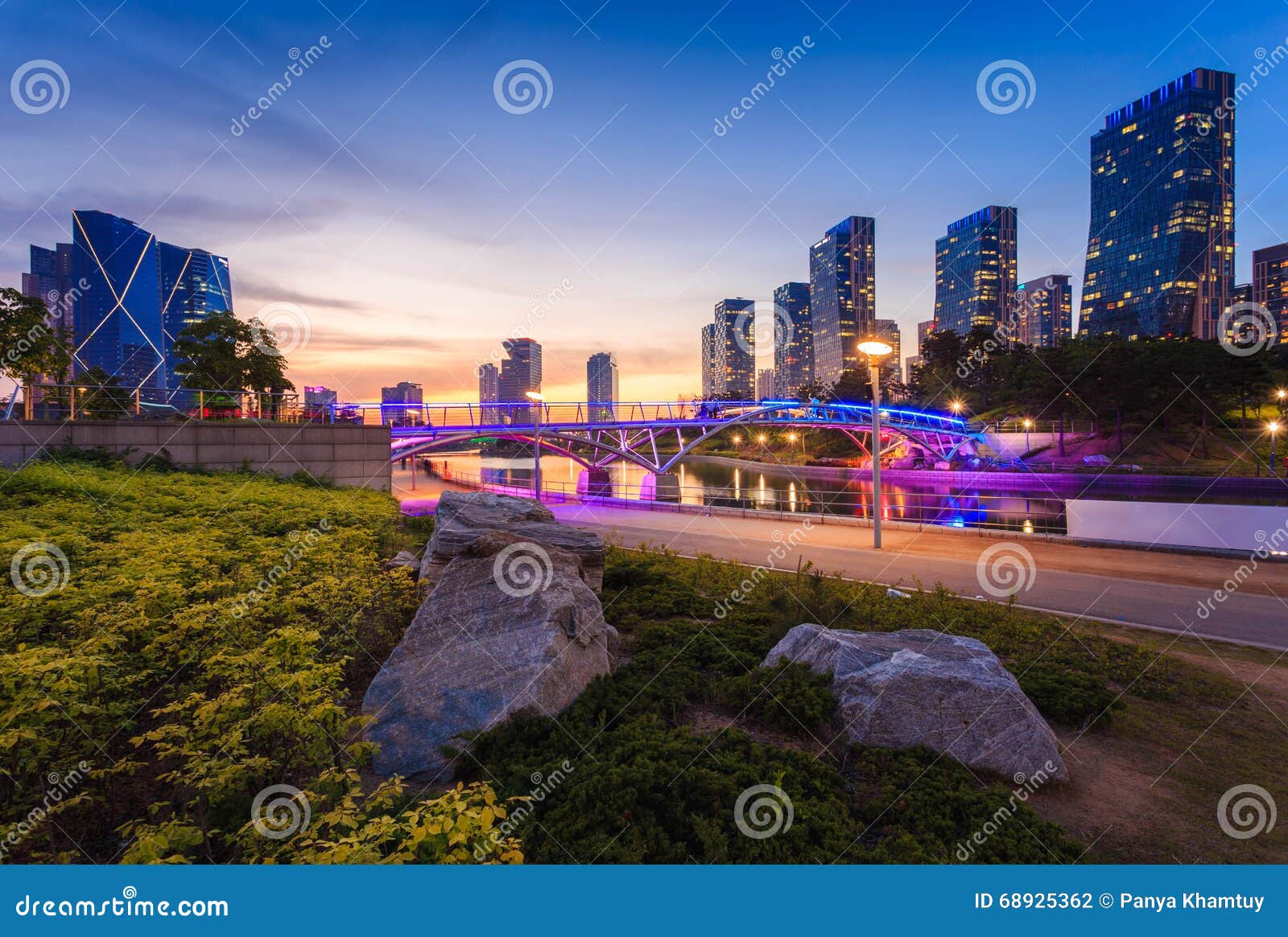 SongdoCentral Park in Songdo Stockfoto Bild von stadtzentrum