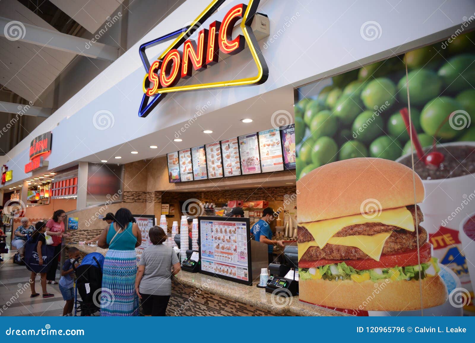 SONIC Drive In - Fast Food Restaurant