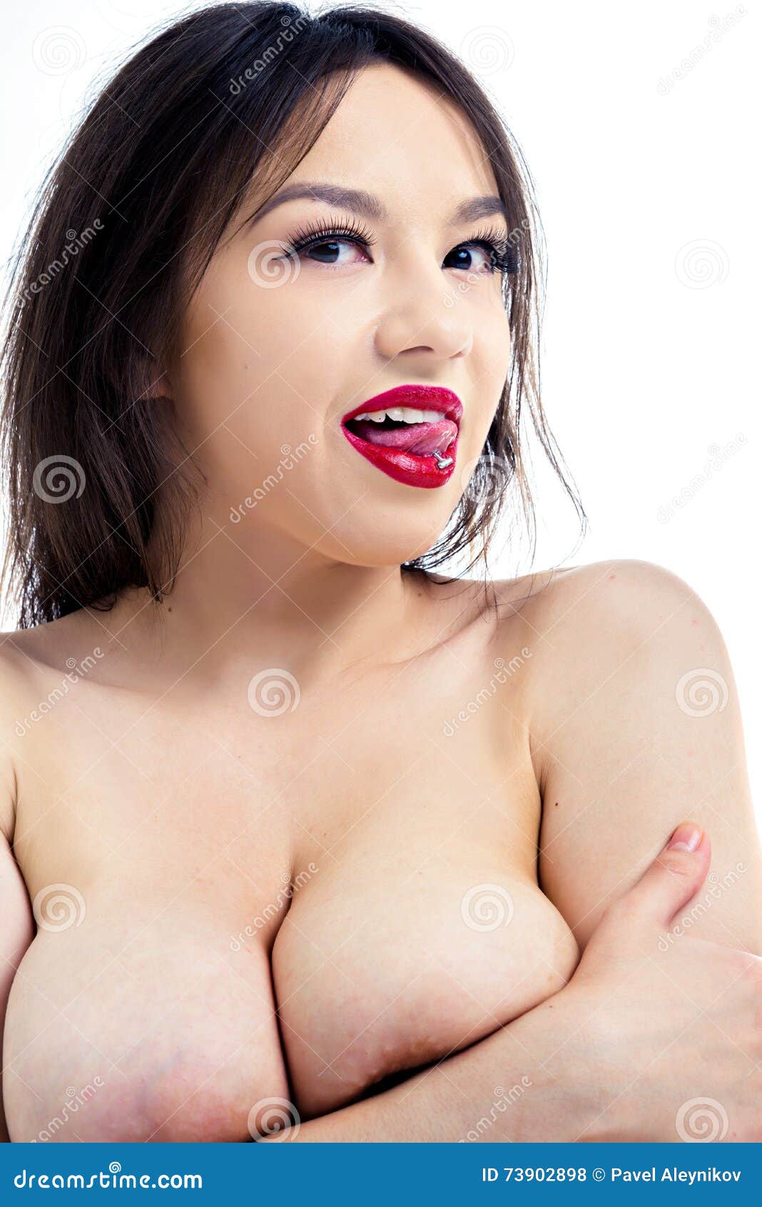 Sonrisa Piercing Desnuda De La Mujer Foto de archivo - Imagen de desnudos,  japonés: 73902898