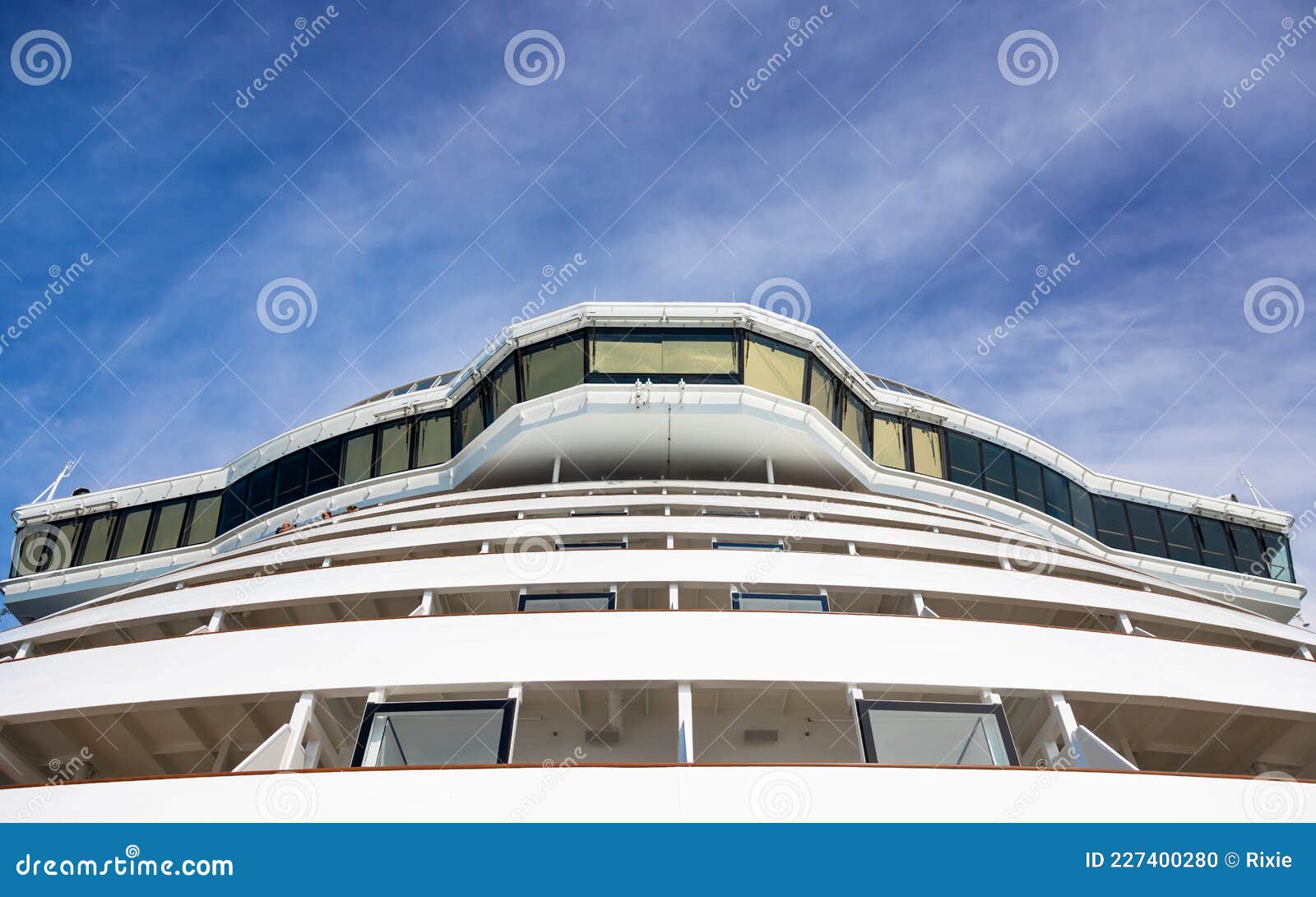 iona cruise ship bridge