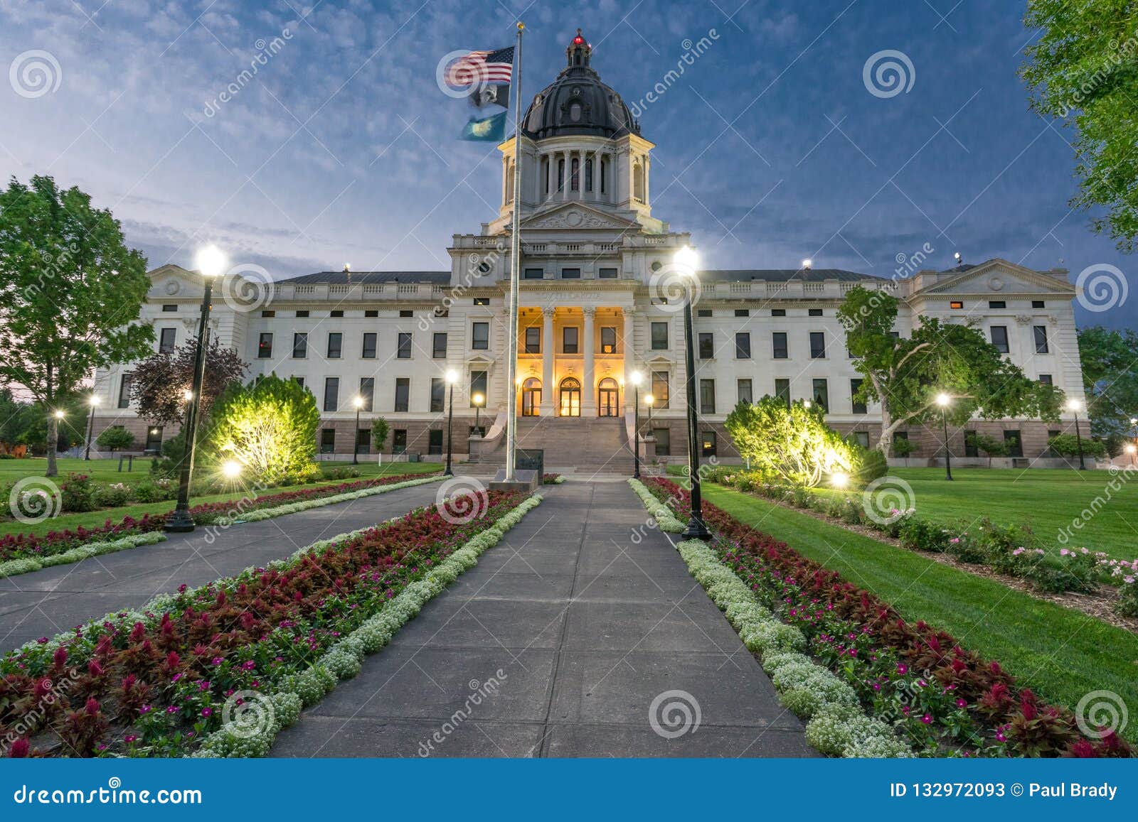 south dakota capital building at night