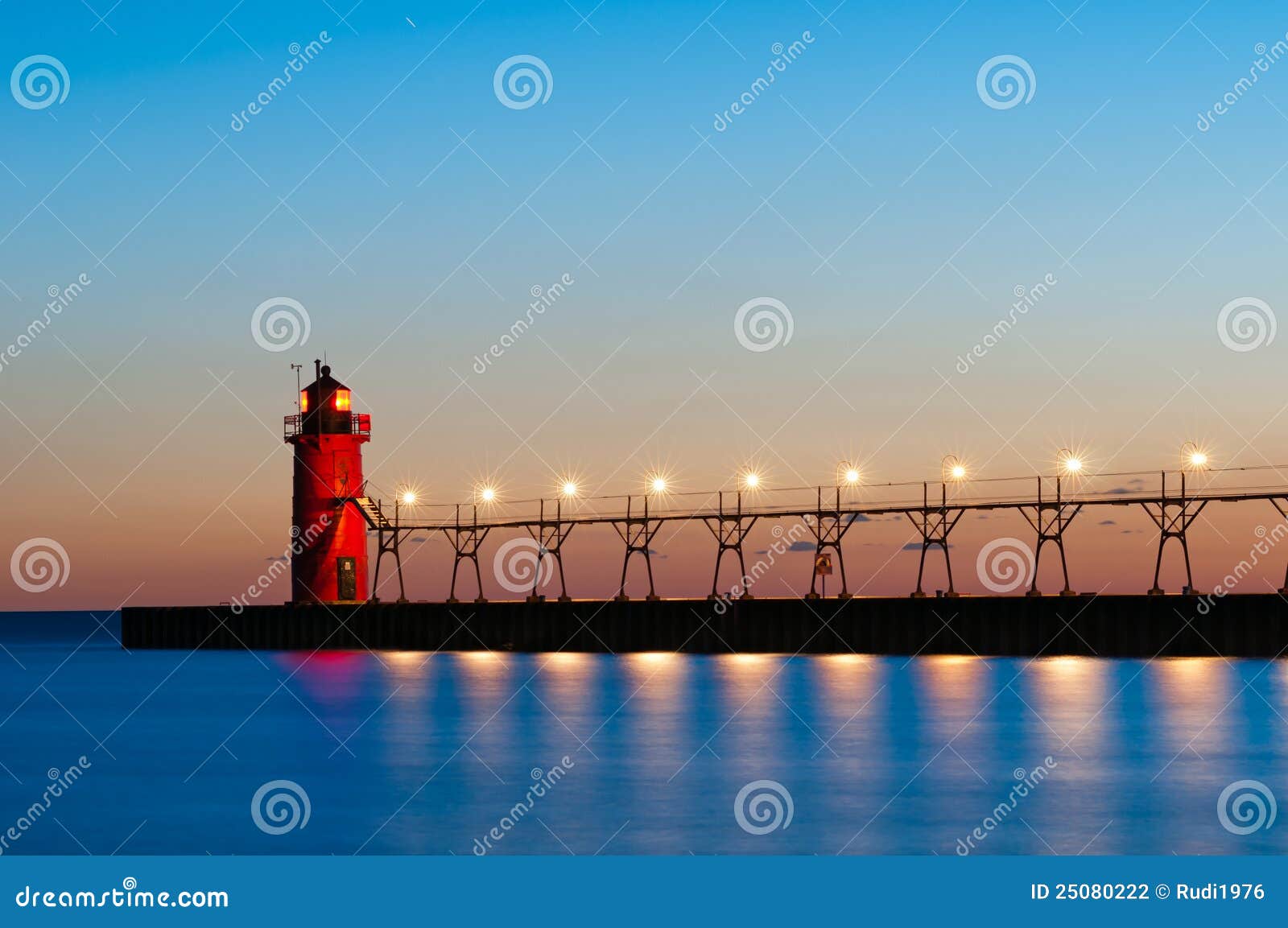 south haven lighthouse.