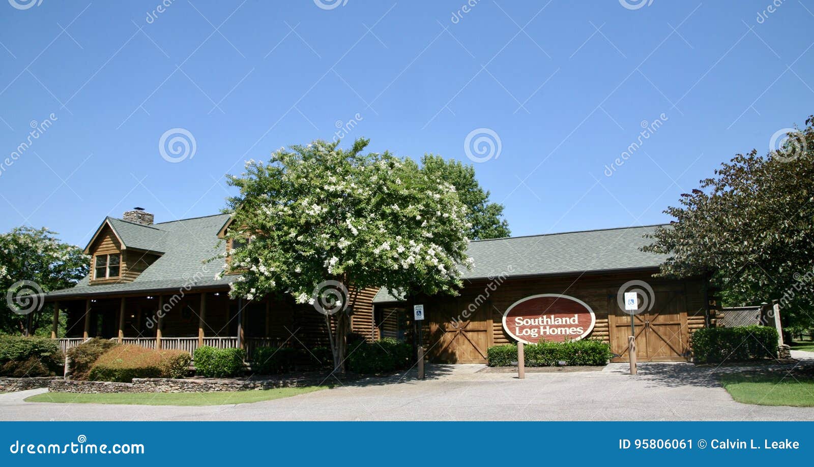 Southland Log Homes Model Editorial Photo Image Of Chisel 95806061