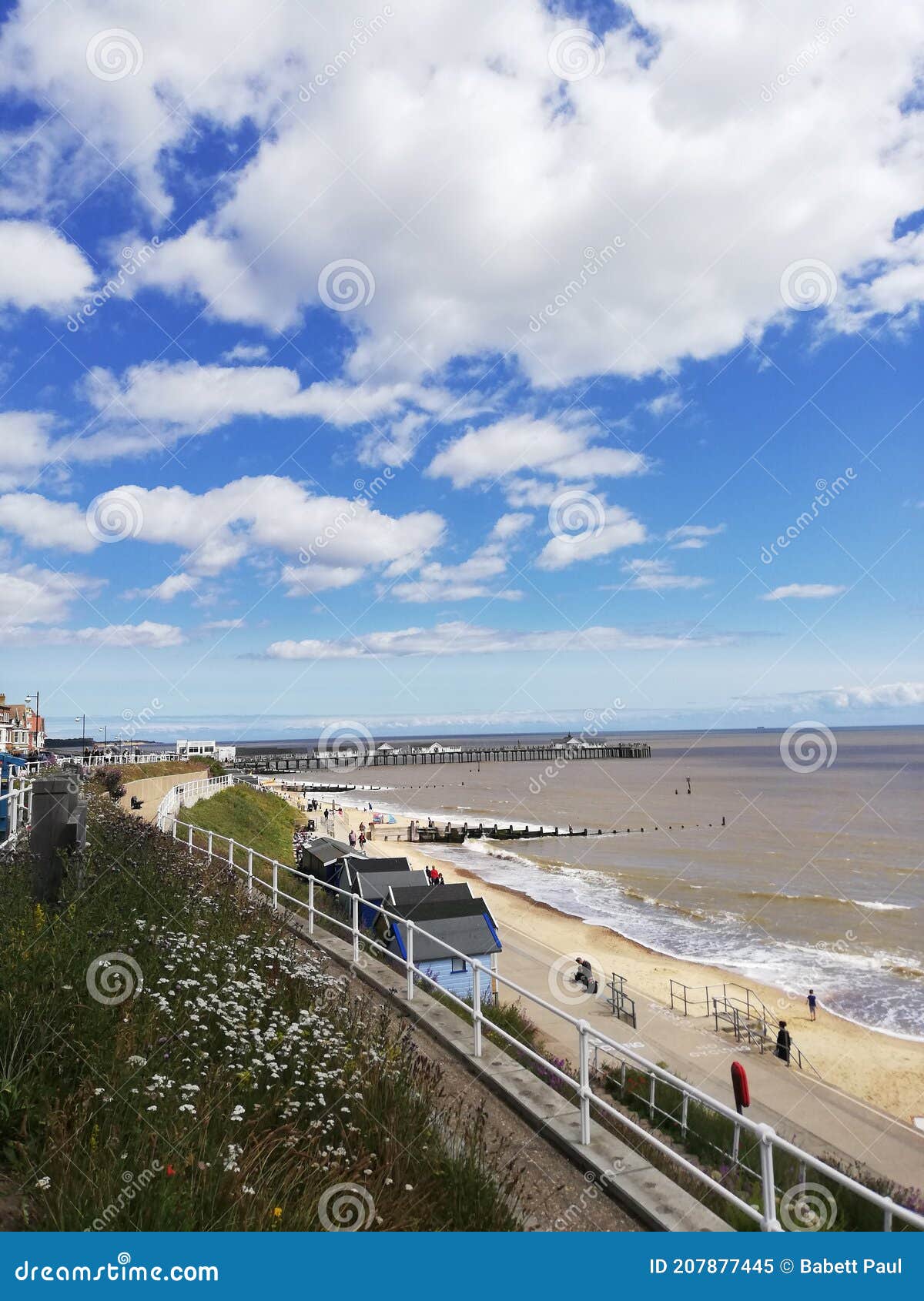 Southwold pier avenue stock image. Image of building 207877445