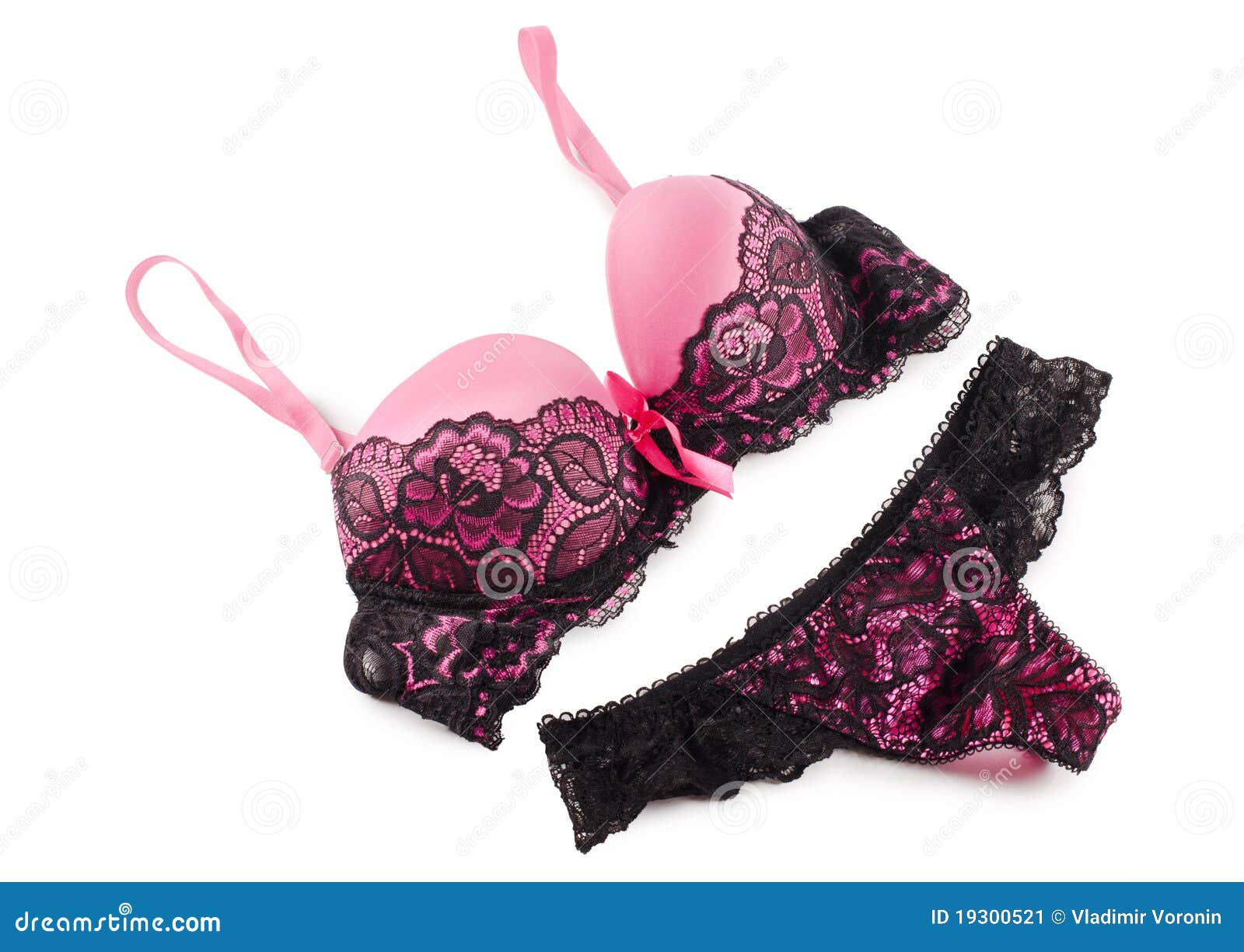 soutien gorge rose dentelle