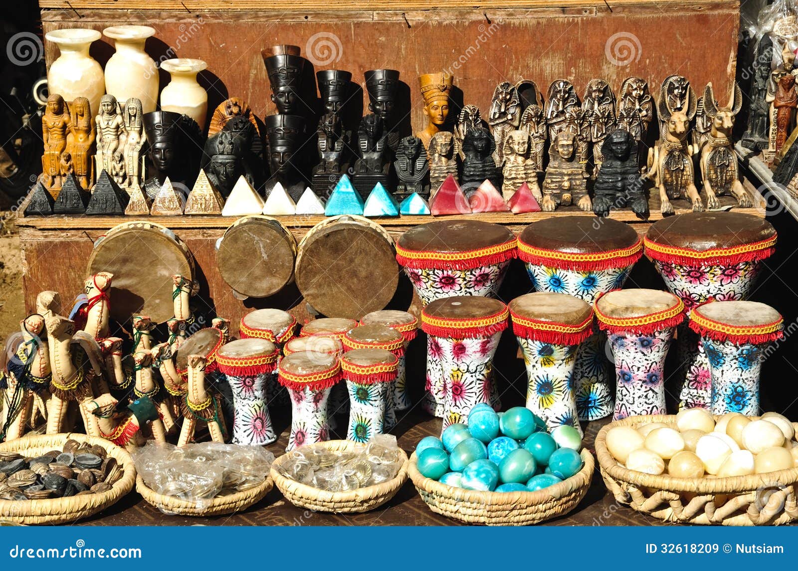 Souvenir en Egypte image stock. Image du normal, accessoires 32618209