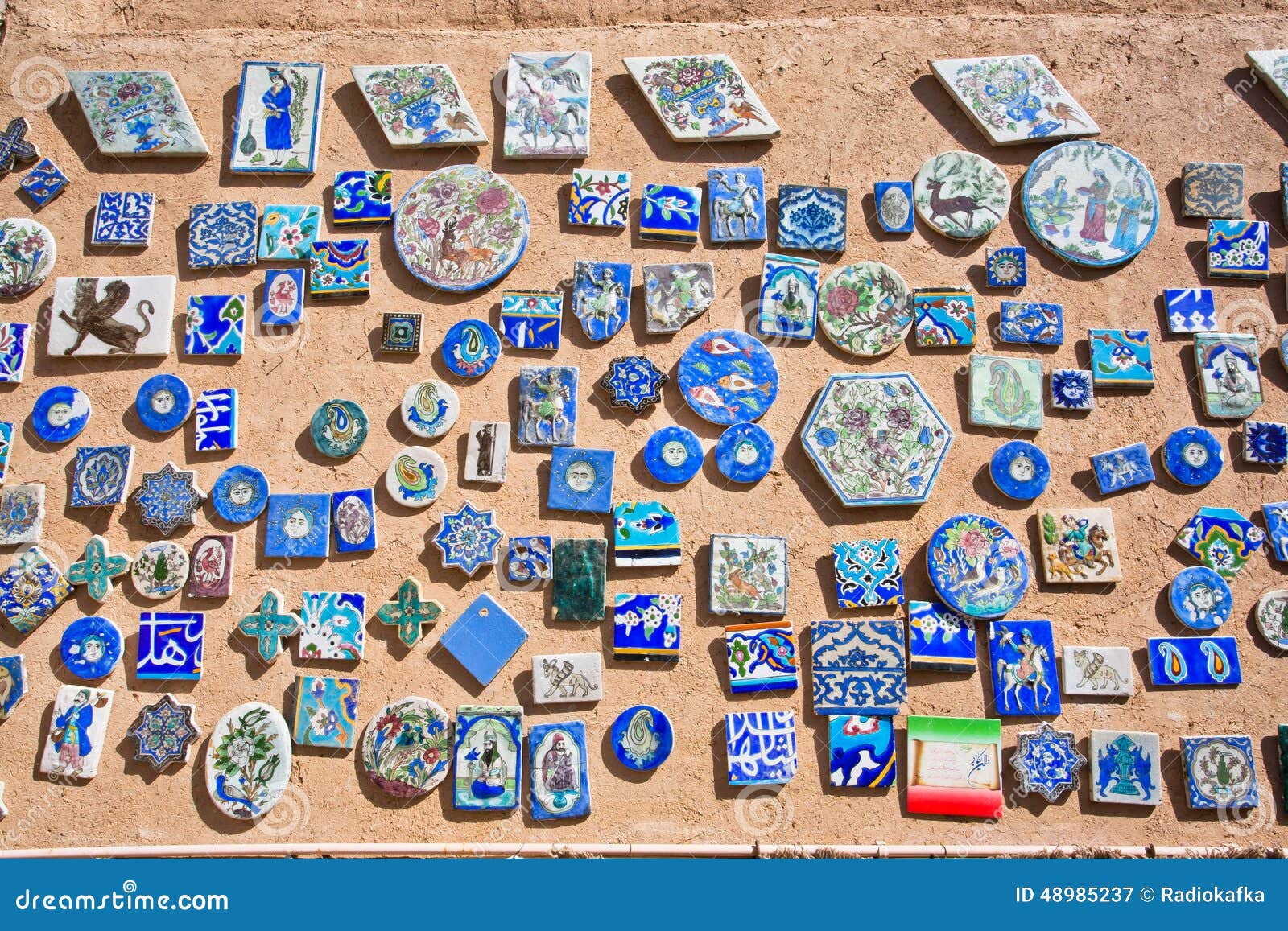How do souvenirs in Iran How do souvenirs in Iran
