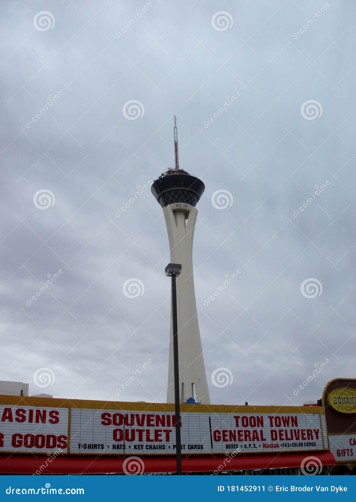 Big shot stratosphere hi-res stock photography and images - Alamy