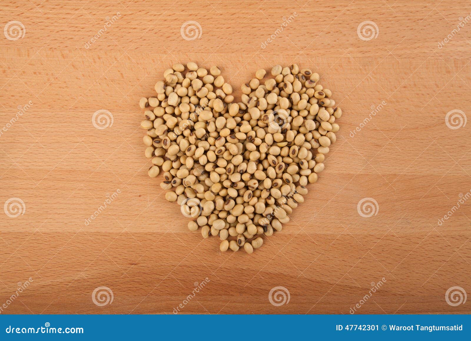 Soybeans in heart shape stock image. Image of ingredient 47742301