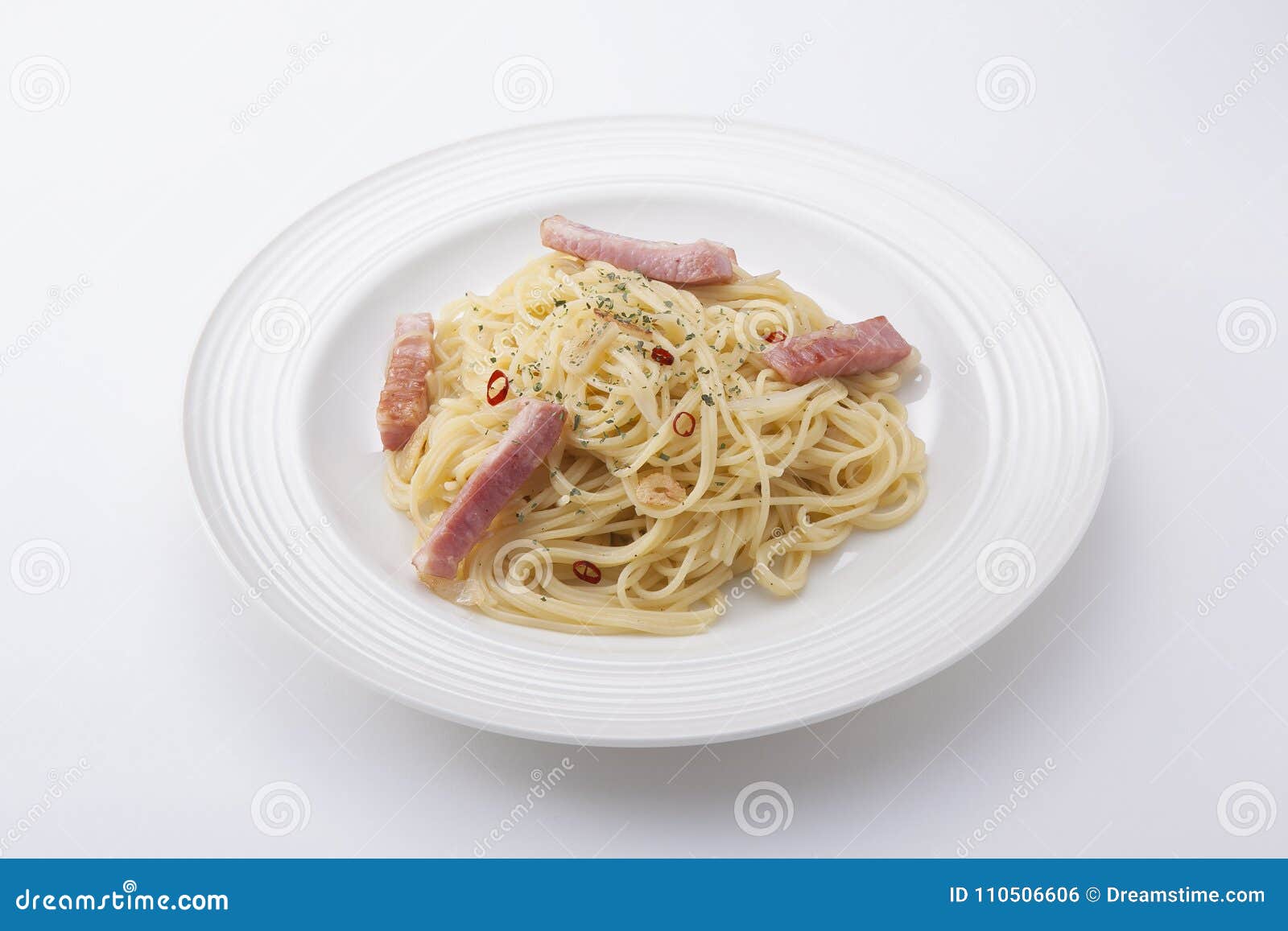 spaghetti aglio e olio peperoncino