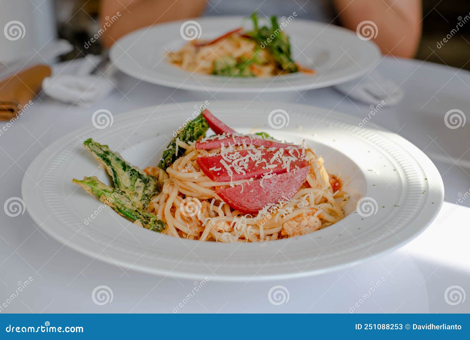 Spaghetti Bolognese with Added Spinach Chips Stock Image Image of