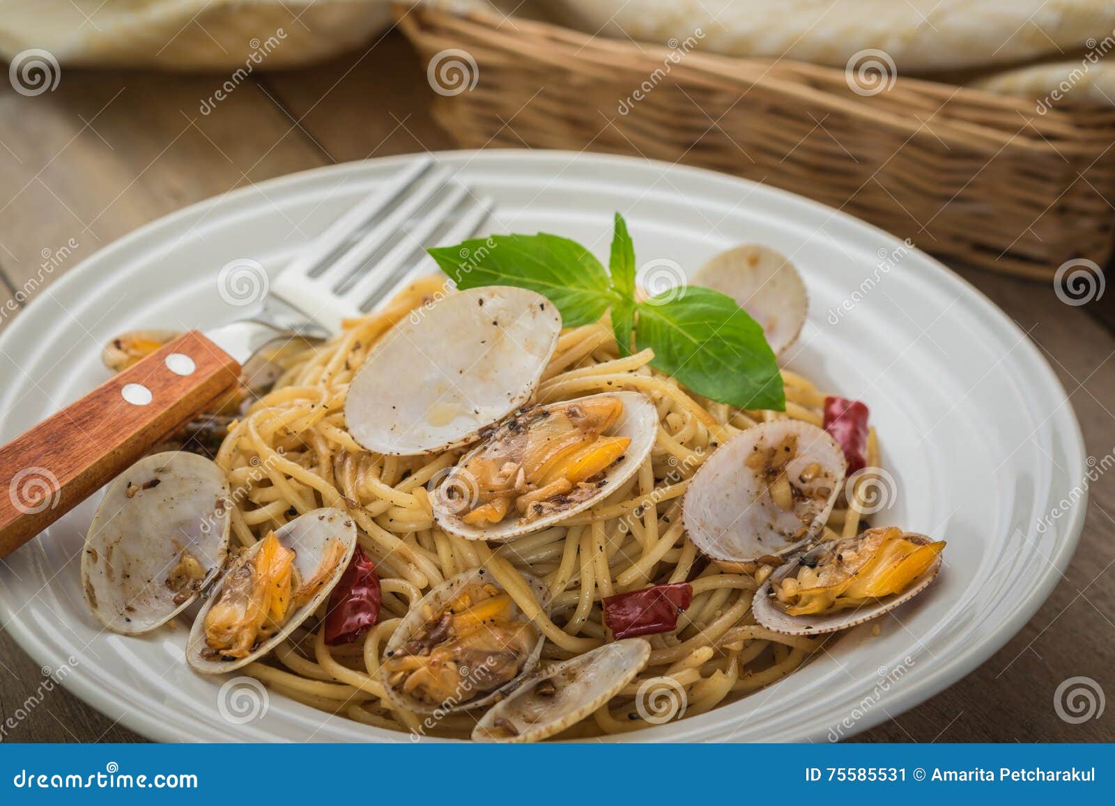Spaghetti with Clams in Black Pepper Sauce on Plate Stock Image Image