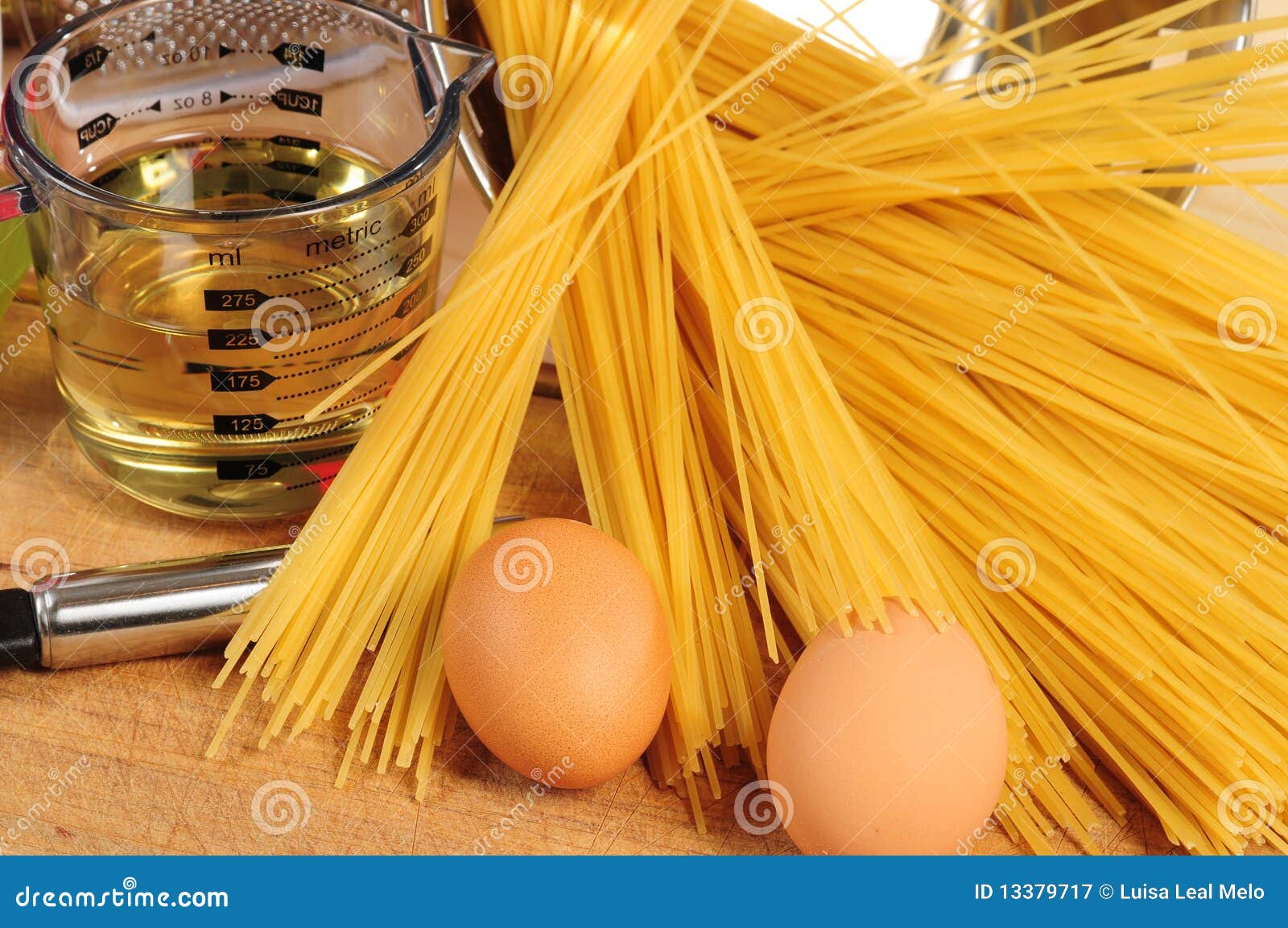 Spaghetti ingredients. stock image. Image of cooking 13379717