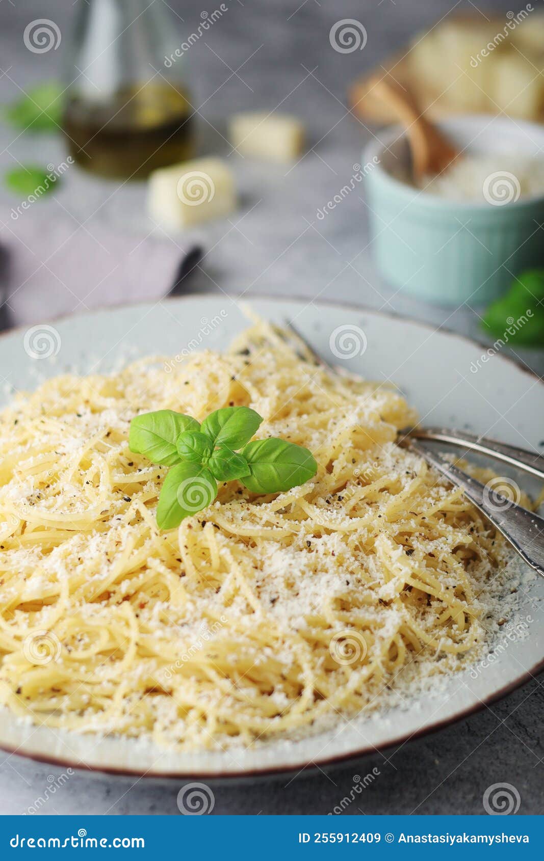 Spaghetti with Italian Cheese Pecorino Romano Stock Image - Image of ...