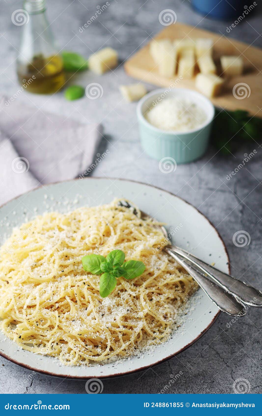 Spaghetti with Italian Cheese Pecorino Romano Stock Image - Image of ...