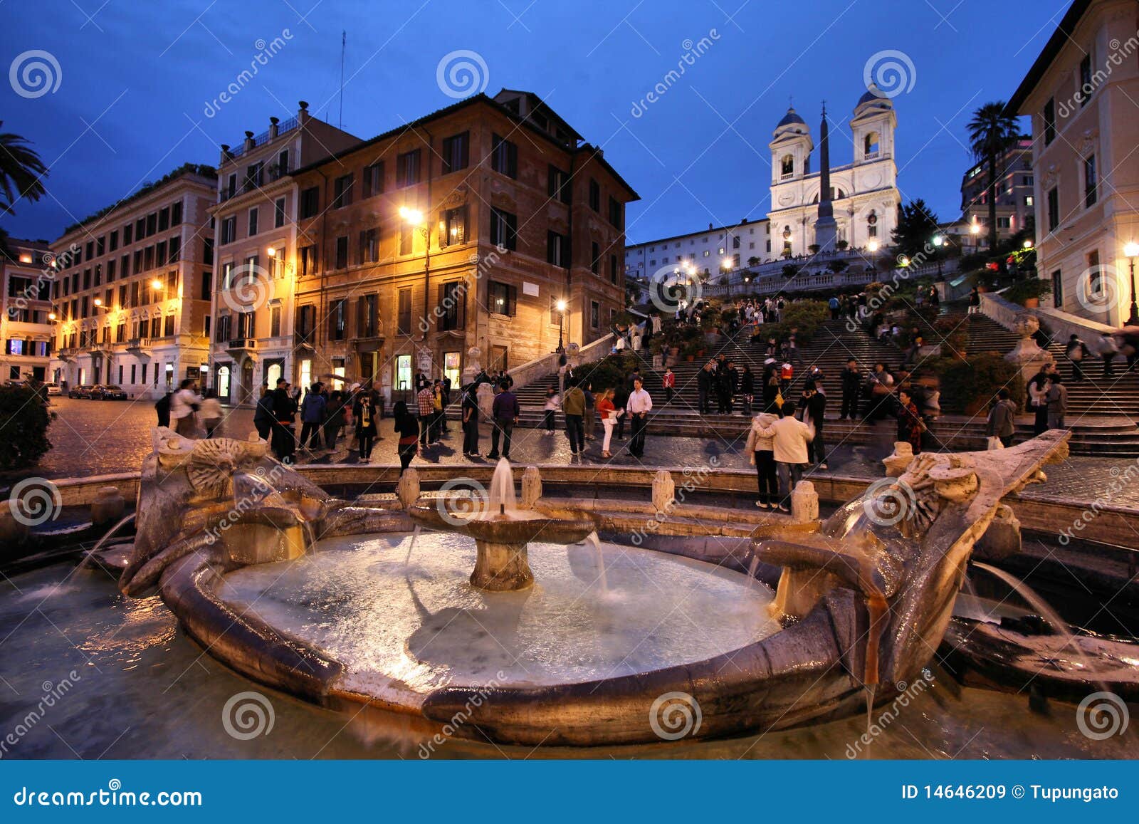Spagna Di piazza. 10 2010 city destinations Di fountain εικονική Ιταλία του μπορούν ο περισσότερος ένας πλατειών της Ρώμης s spagna ισπανικός τετραγώνων κόσμος τουριστών τουρισμού βημάτων strolling κορυφαίος