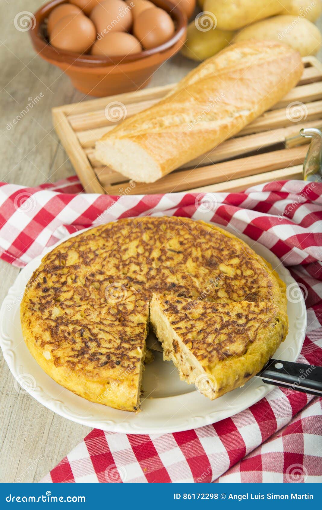 Spanish potatoes omelette stock photo. Image of omelet 86172298