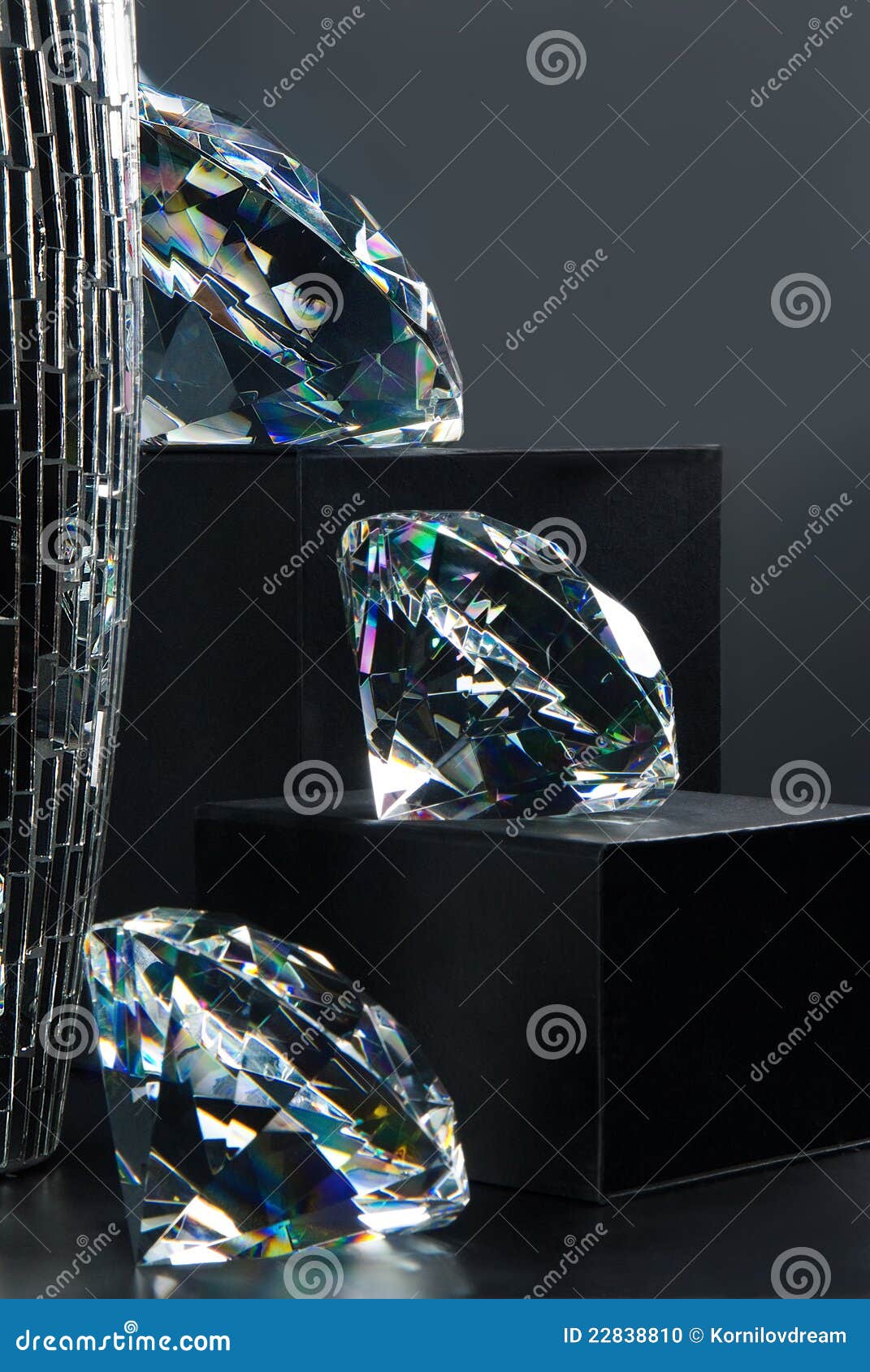 sparkling diamonds jewel