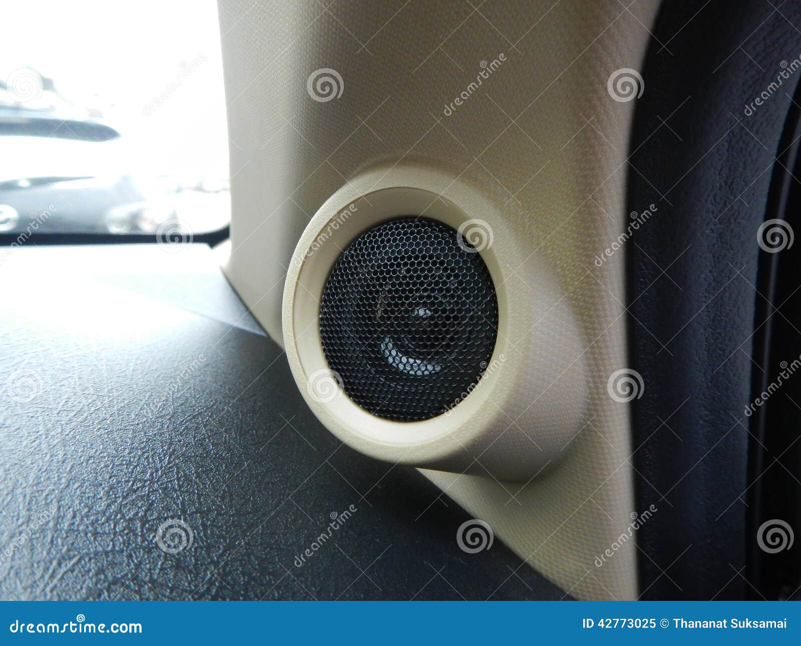 small speakers for car
