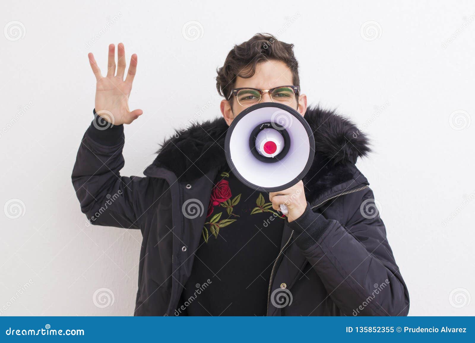 Speaking loudly stock image. Image of bullhorn, communicating 135852355