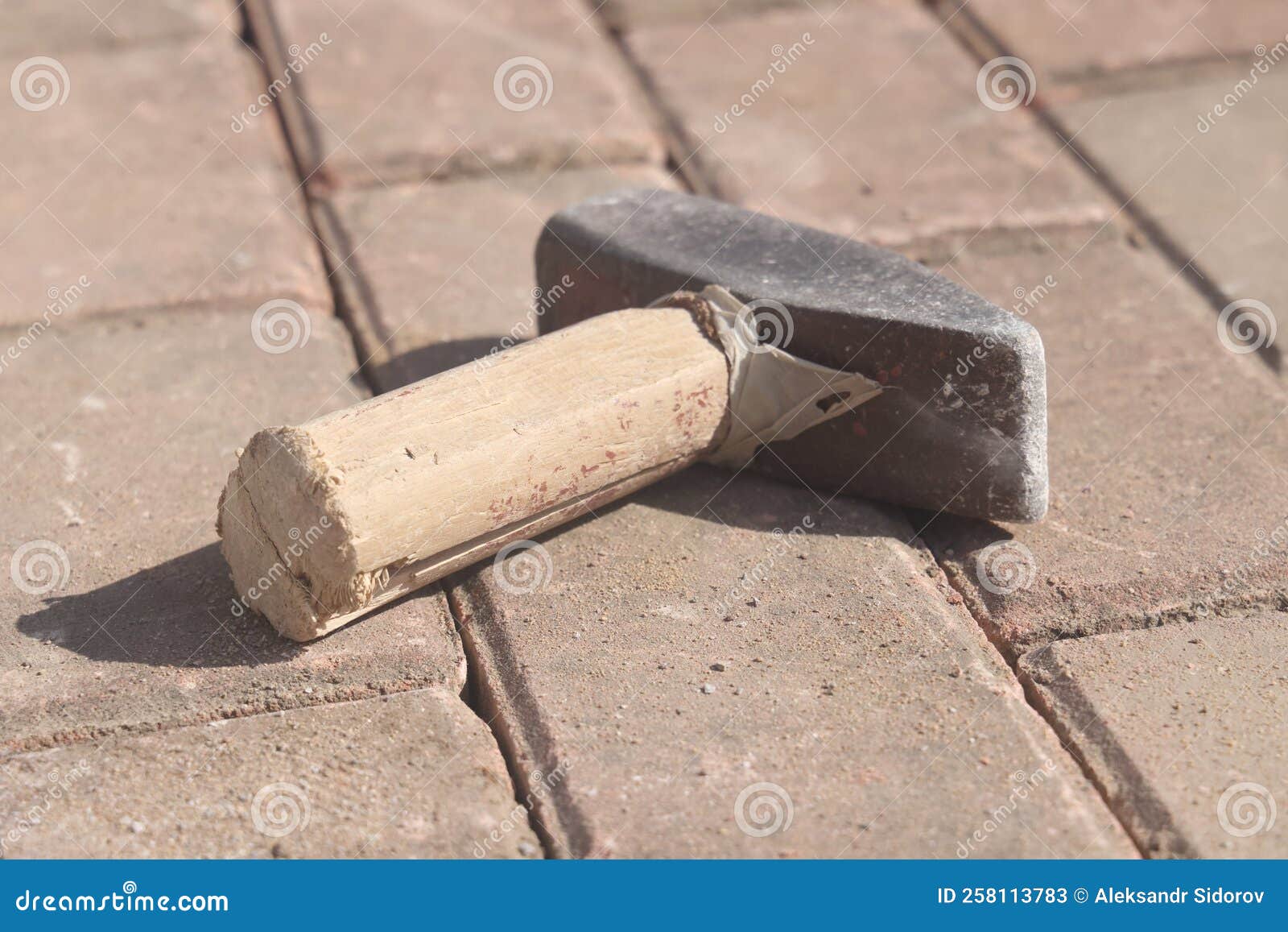 Leveling Pavers RoyaltyFree Stock Image 9178078