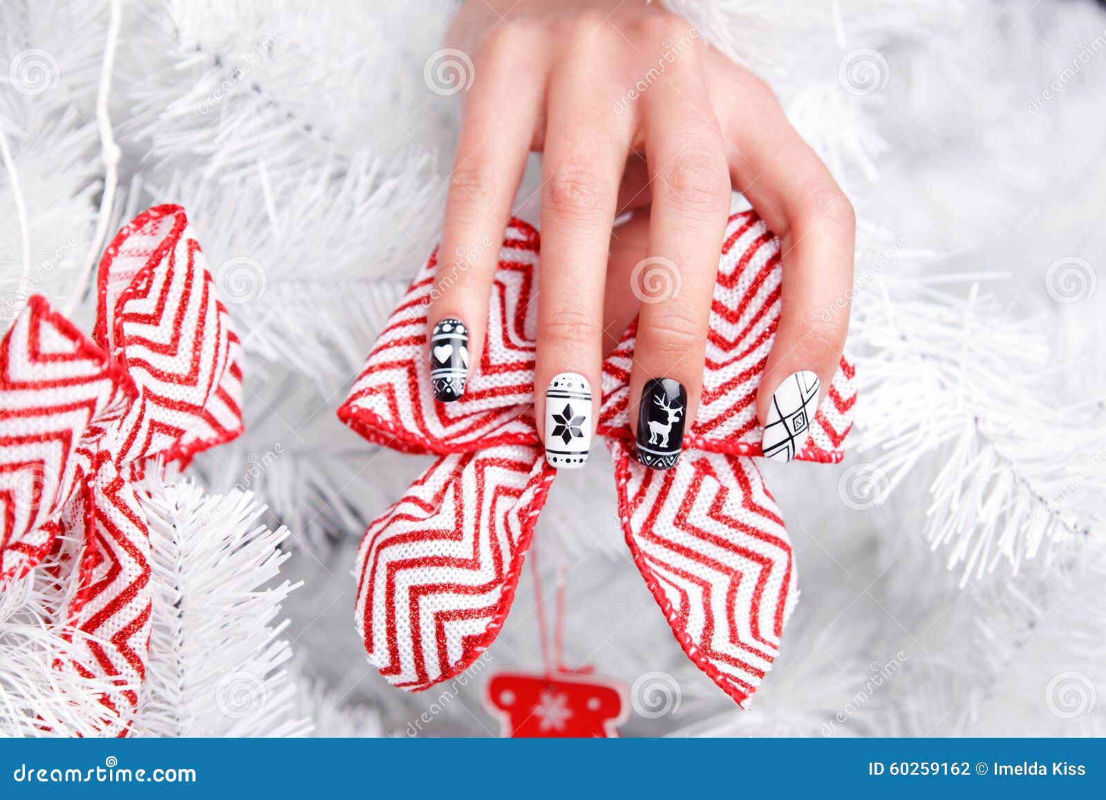 special nails for christmas