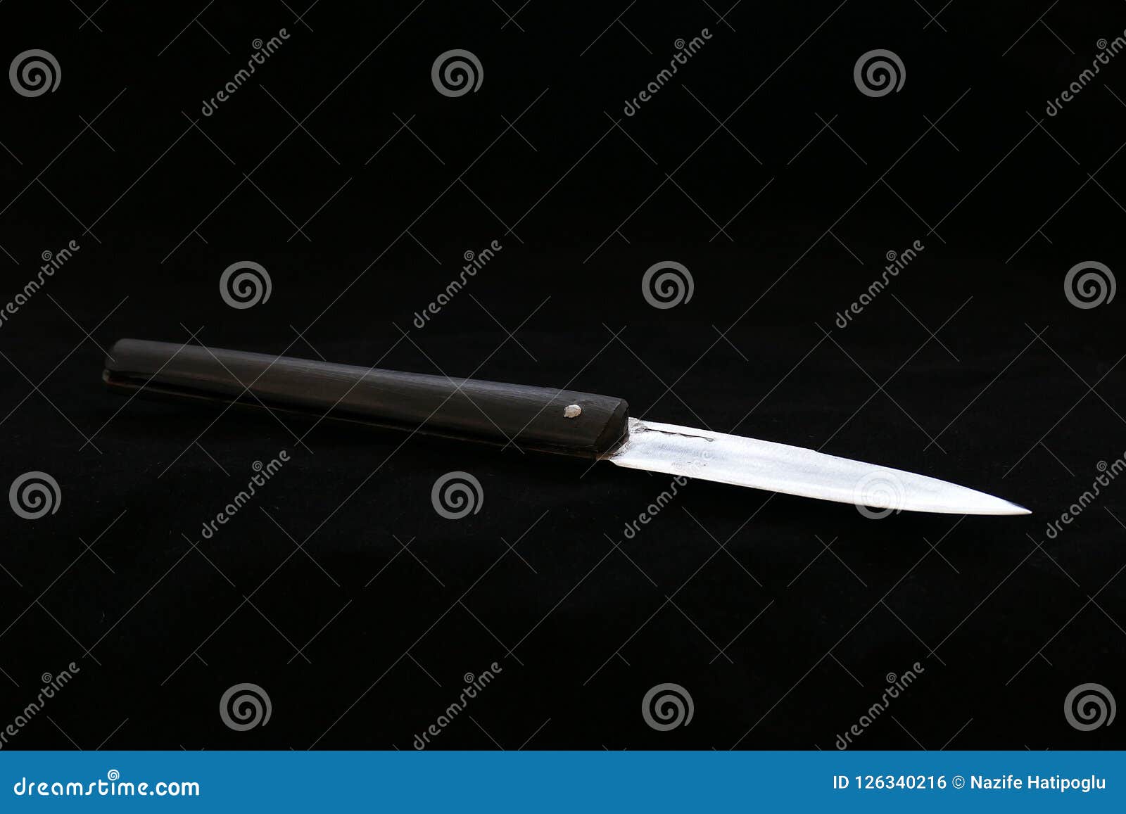 A Special Turkish Knife. Testing the Sharpness of the Blade on the