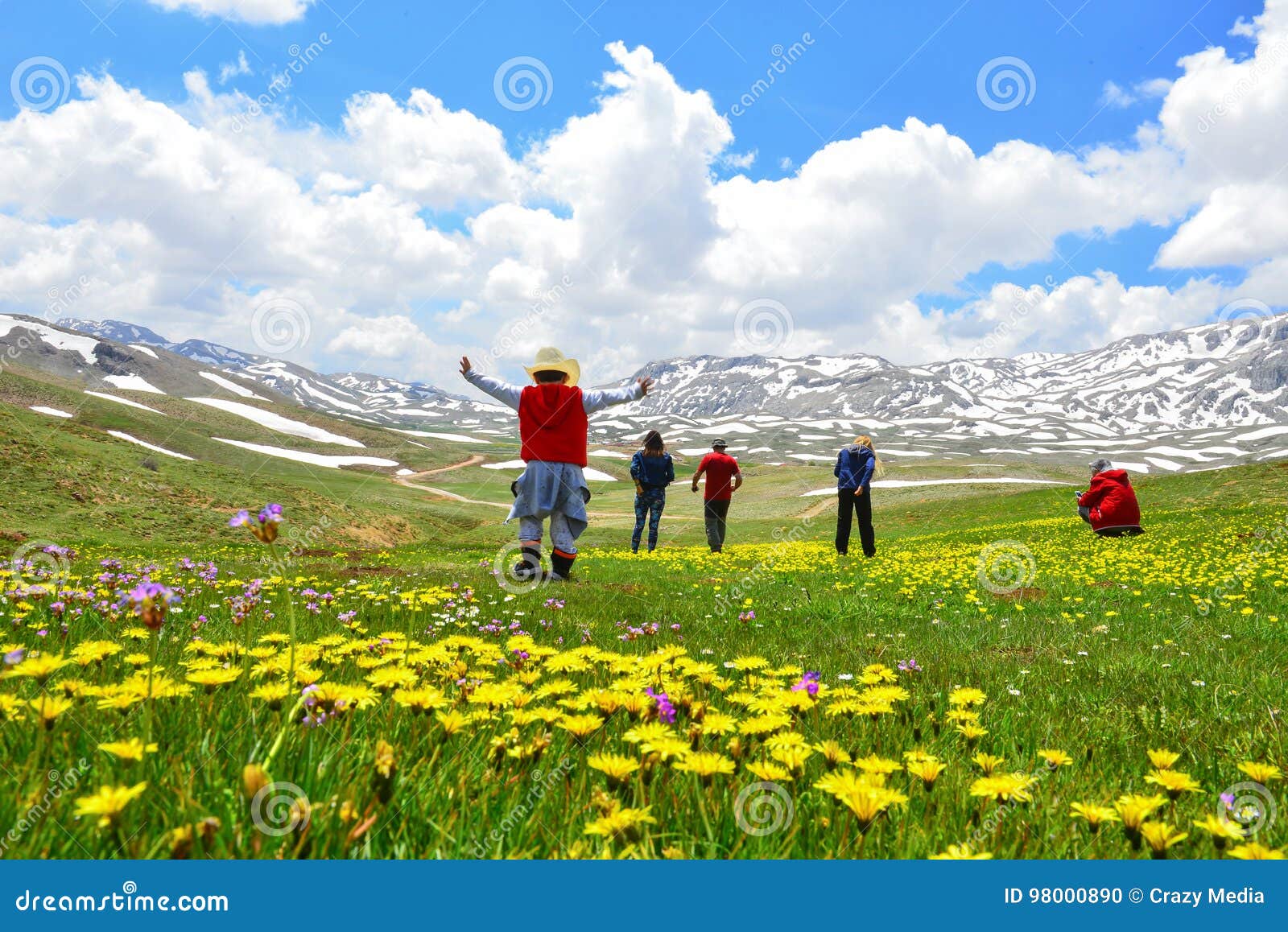 Spectacular Nature Sightseeing Fascinating Landscapes Image - Image of team, hiking: 98000890