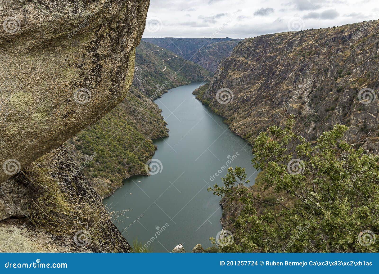 spectacular view of the arribes del duero canyon from the picon de felipe viewpoint
