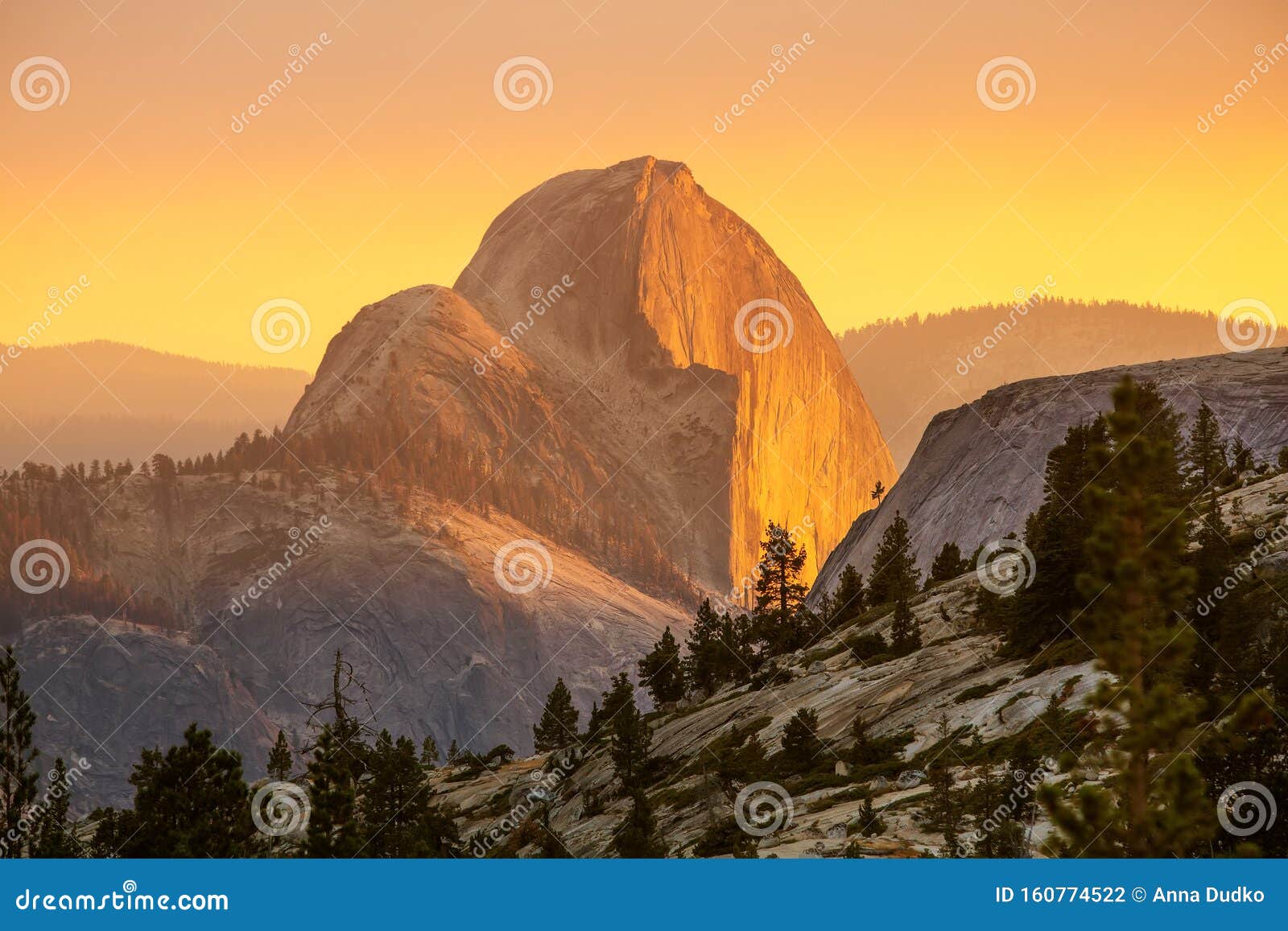 spectacular views of the yosemite national park in autumn, calif