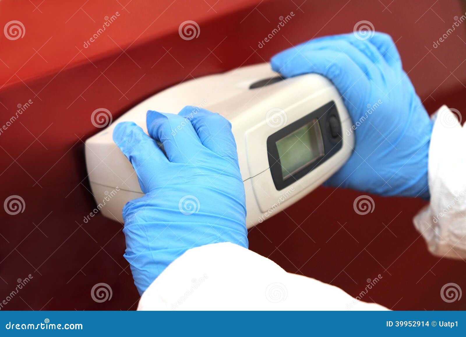 Spectrophotometer stock photo. Image of instrument, press 39952914