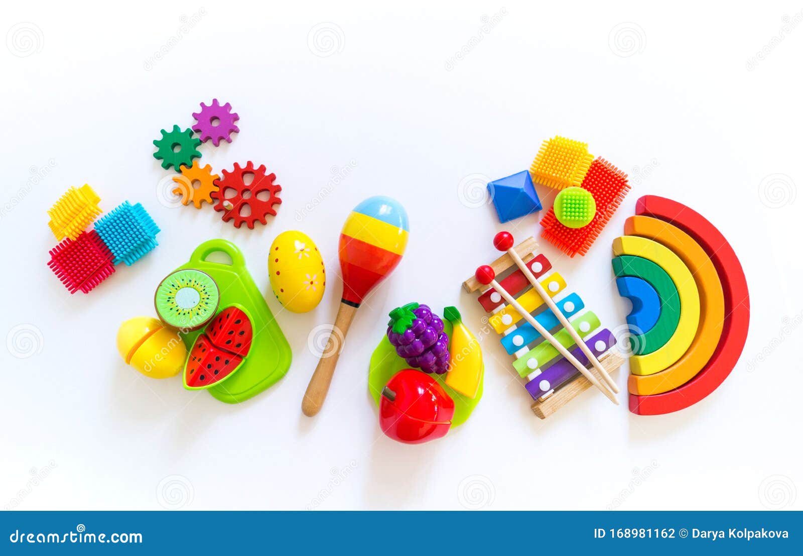 ruimte Wegversperring Zuinig Speelgoed Voor Spelletjes Met Kinderen Horizontale, Heldere Regenboog  Montessori Stock Foto - Image of kleur, leer: 168981162