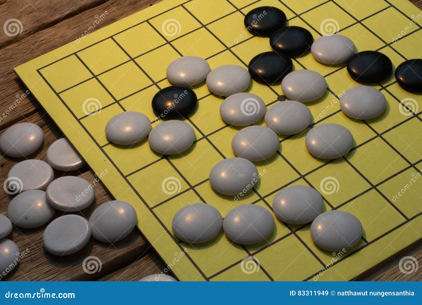 Spel Van De Igo Het Chinese Raad Met Zwart-witte Afbeelding - Image of chinees, hout: 83311949