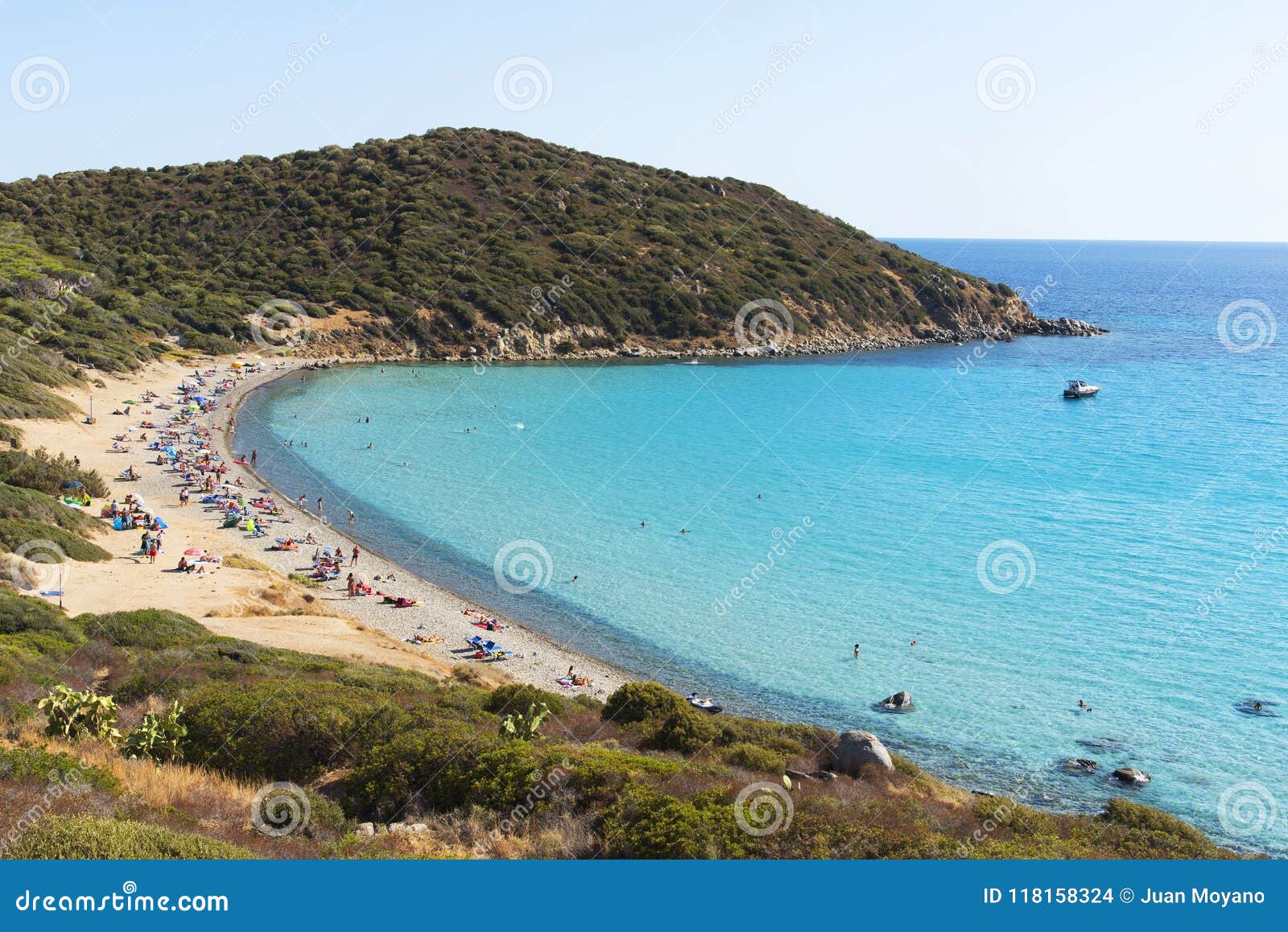 Spiaggia Di Mari Pintau Beach In Sardinia Italy Editorial Stock Image Image Of People Ocean 118158324