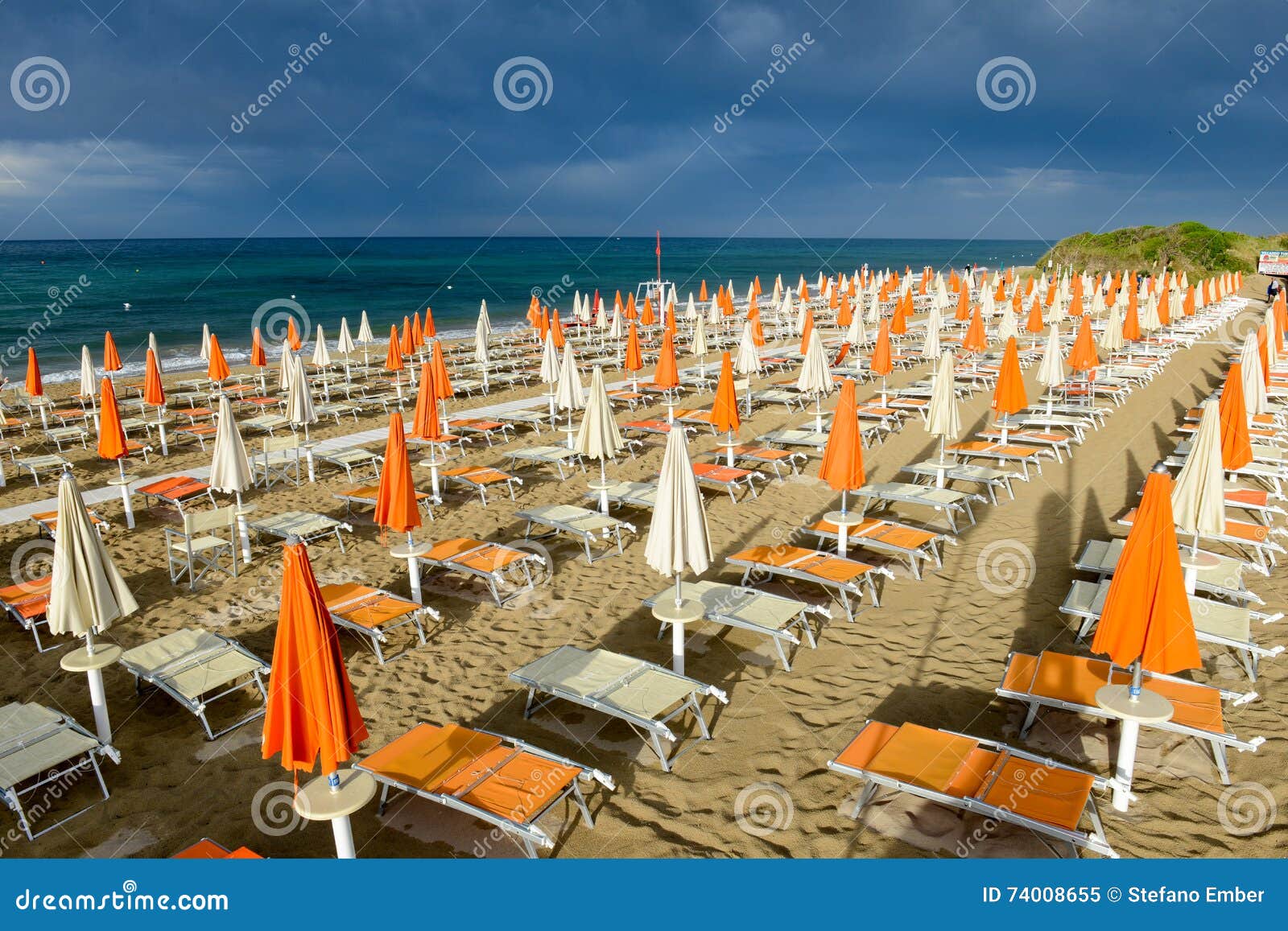 Spiaggia Di Torre Canne Sulla Puglia Italia Immagine Stock