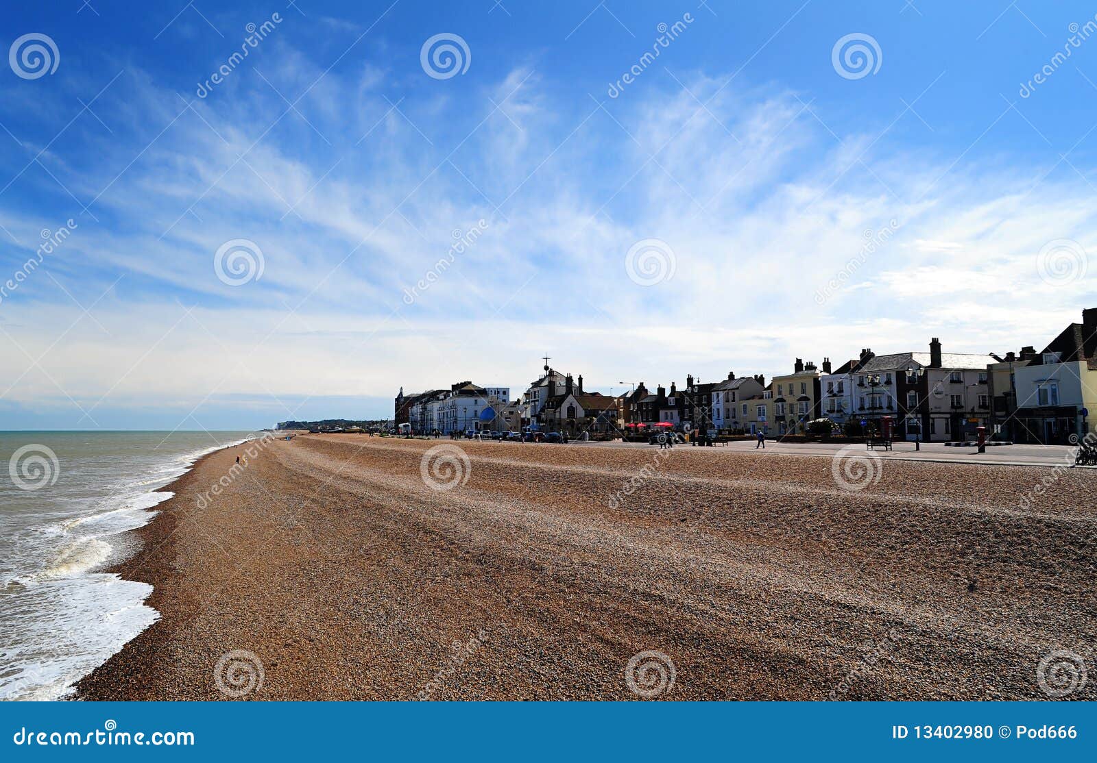 Spiaggia Risonanza di affare. Centro balneare dell'affare in risonanza