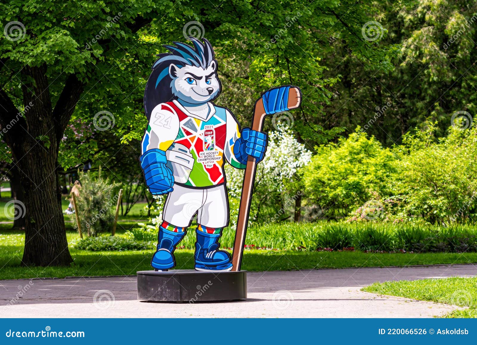 Hockey mascot hi-res stock photography and images - Alamy