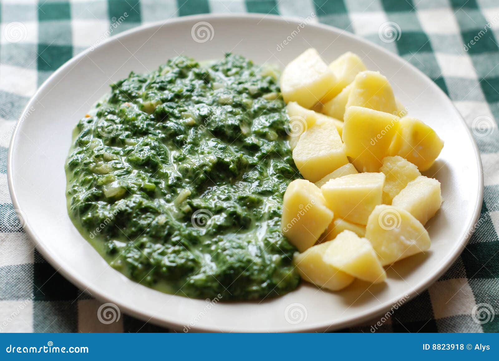 Spinach and potatoes stock photo. Image of potatoes, cook - 8823918