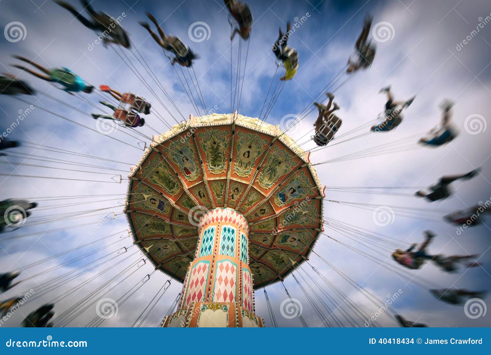 Spinning Vintage Swing Ride Stock Photo - Image of blur, carnival
