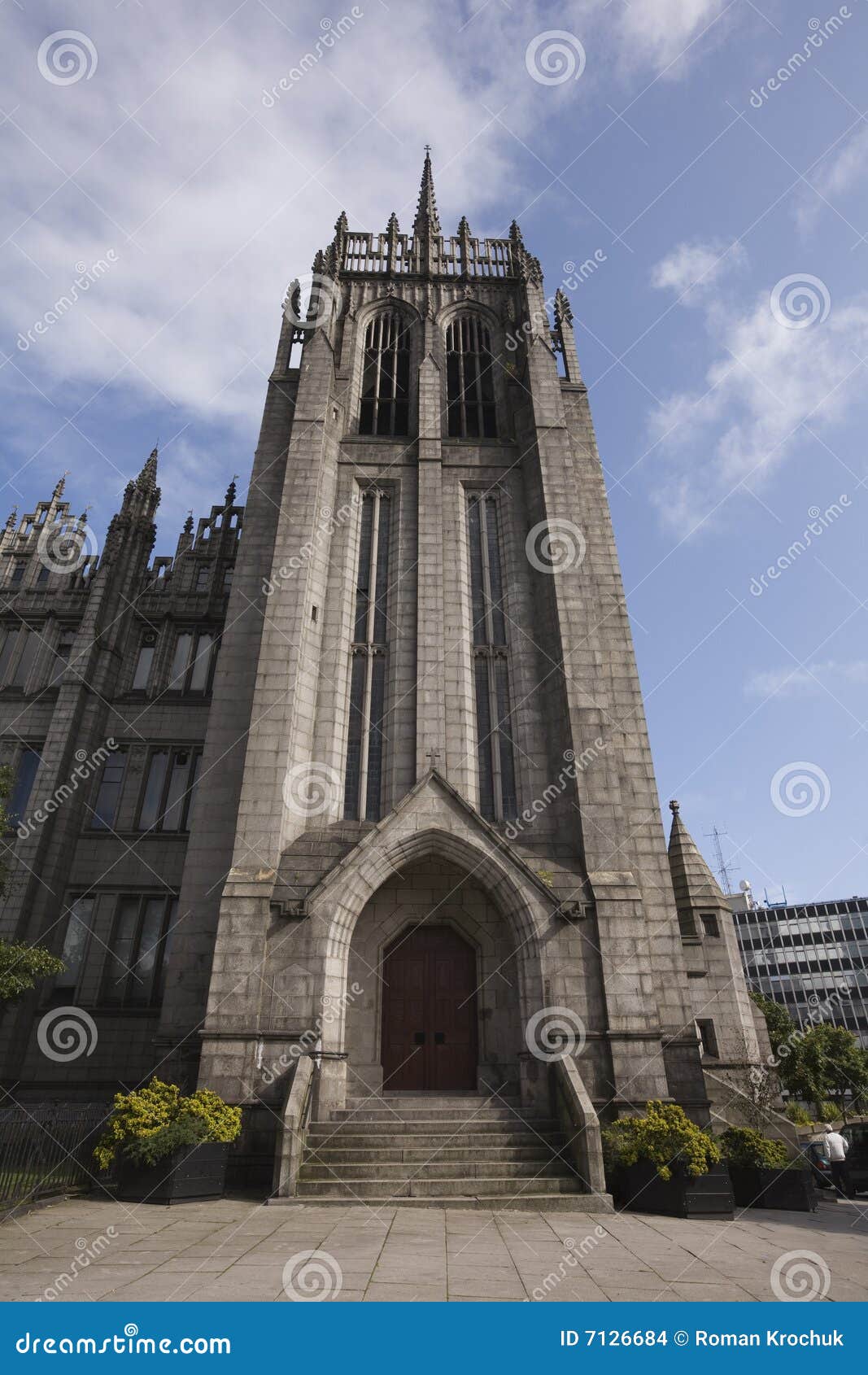 the spire of marshall college, aberdeen, uk
