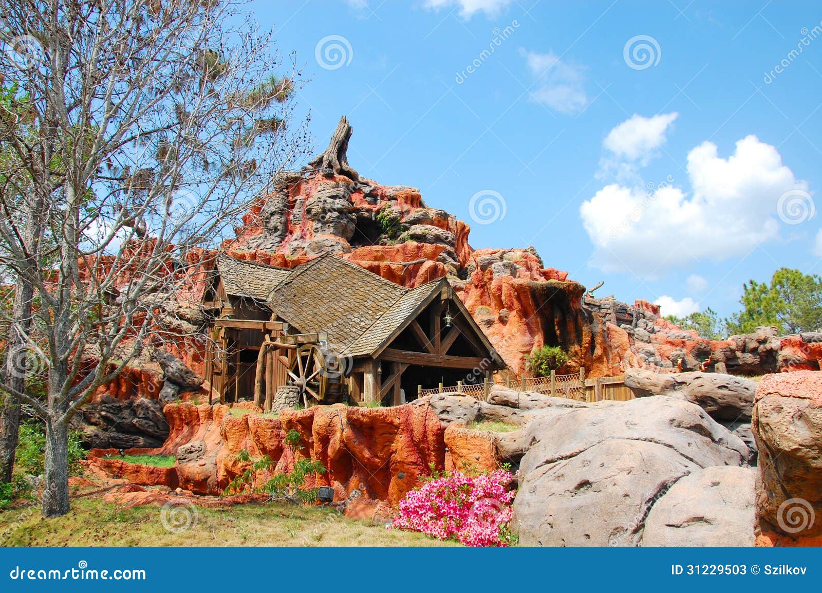 Splash Mountain editorial stock photo. Image of dance 31229503